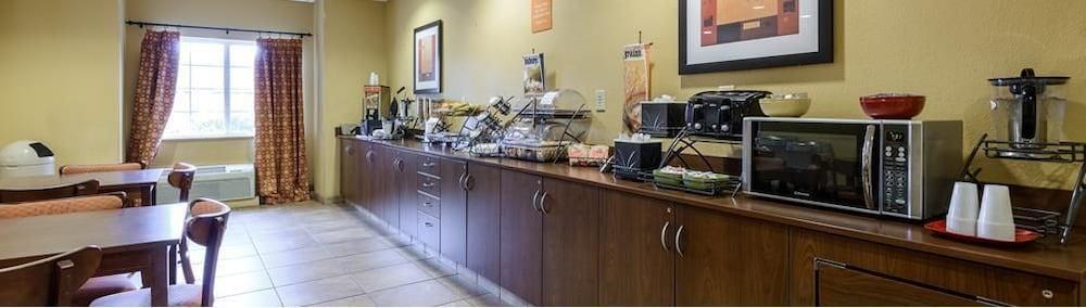 Microtel Inn & Suites By Wyndham University Medical Park Greenville Buitenkant foto