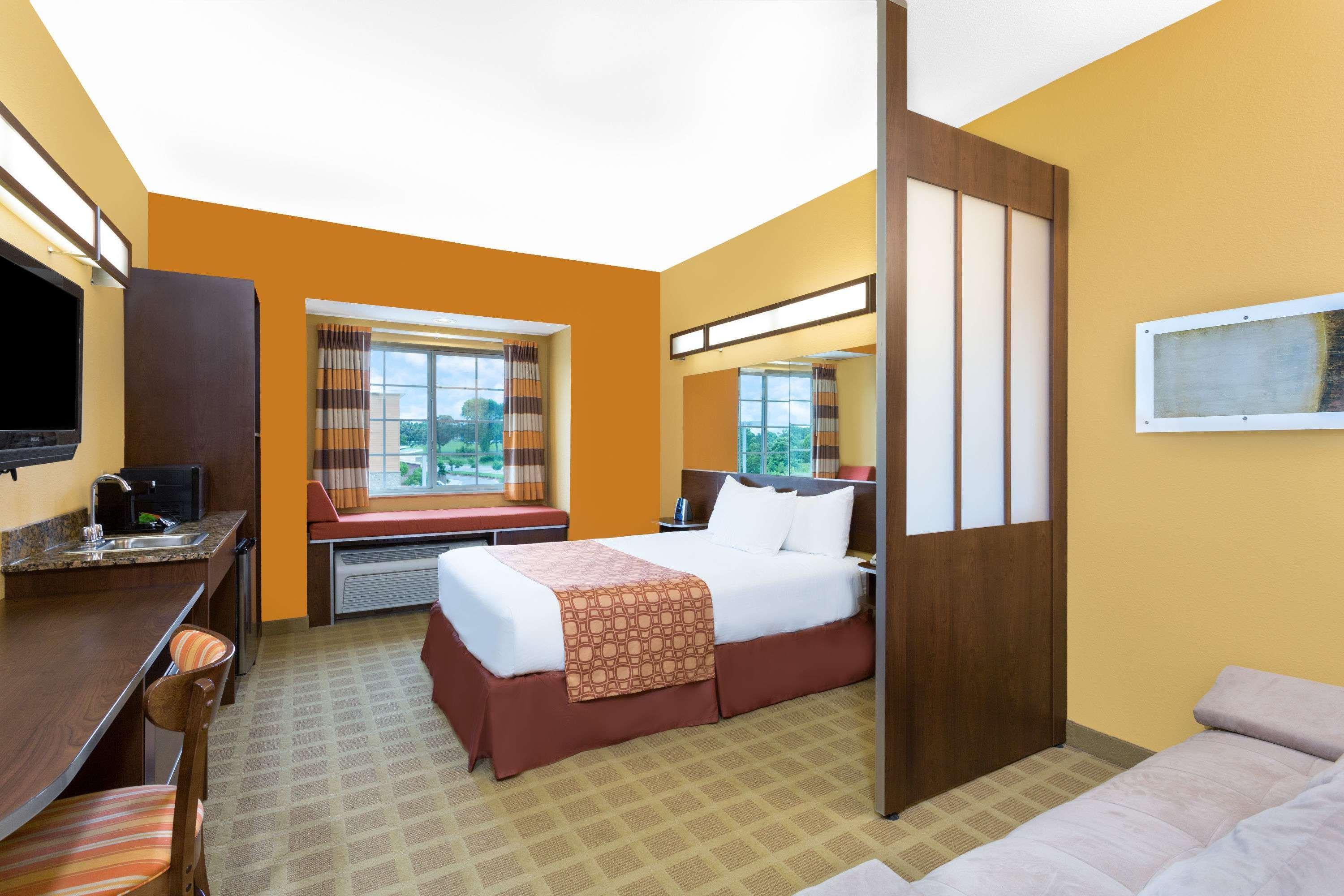 Microtel Inn & Suites By Wyndham University Medical Park Greenville Buitenkant foto